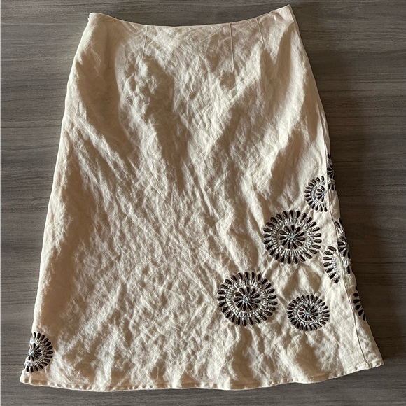 Willi Smith Linen Skirt - Embroidered Medallions - Size 6 - Picture 6 of 16
